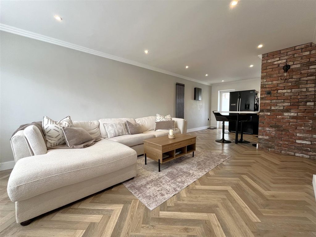Property photo 3 of 23 Img_3515.Jpg