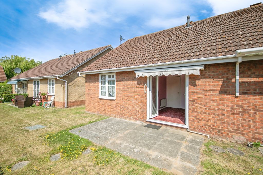 Property photo 2 of 13