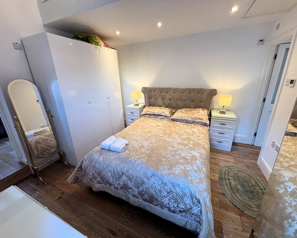 Additional image 17 of 1 bed semi-detached bungalow for saleTywyn LL36