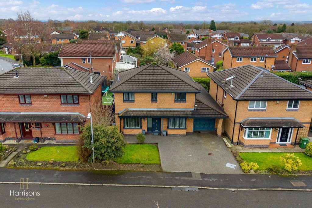 Property photo 3 of 44 4921437