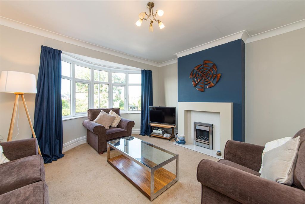 Property photo 2 of 23 W-2424.Jpg