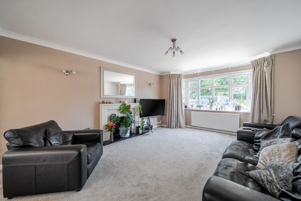Property photo 2 of 31 1467603-8-6A16c06...