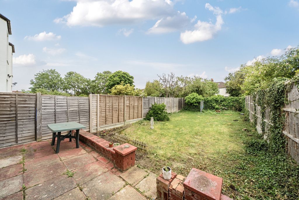 Property photo 3 of 12 1462949-3-6A0Db17...