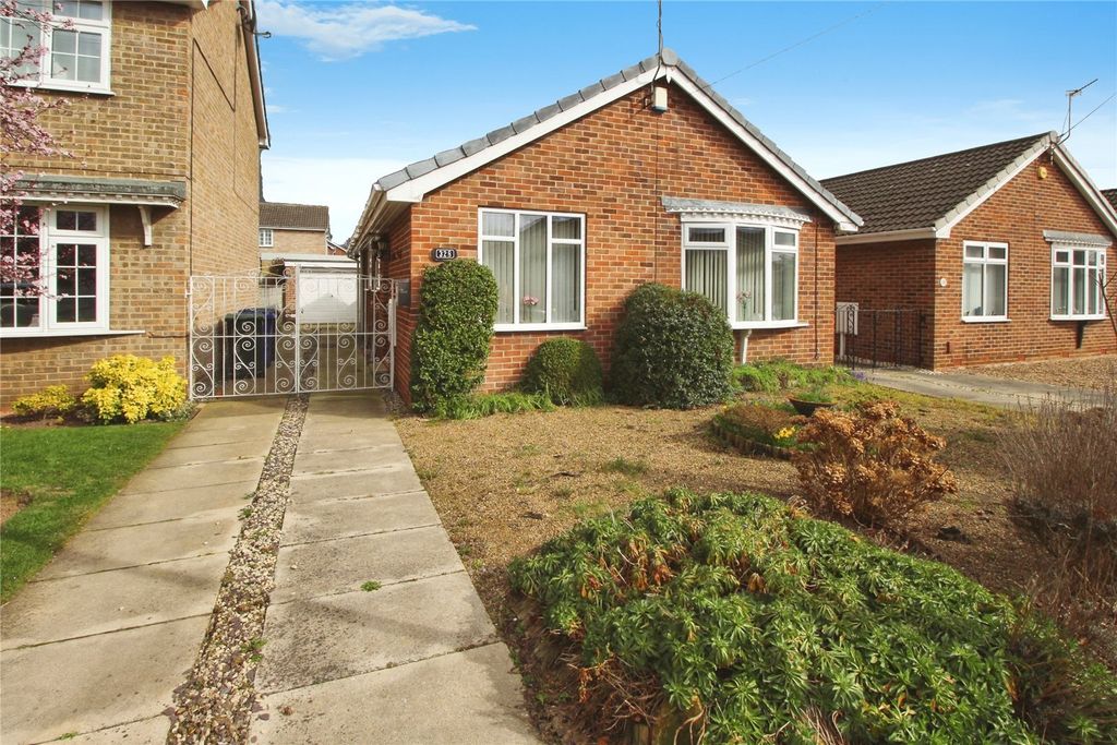 Property photo 1 of 13 Front
