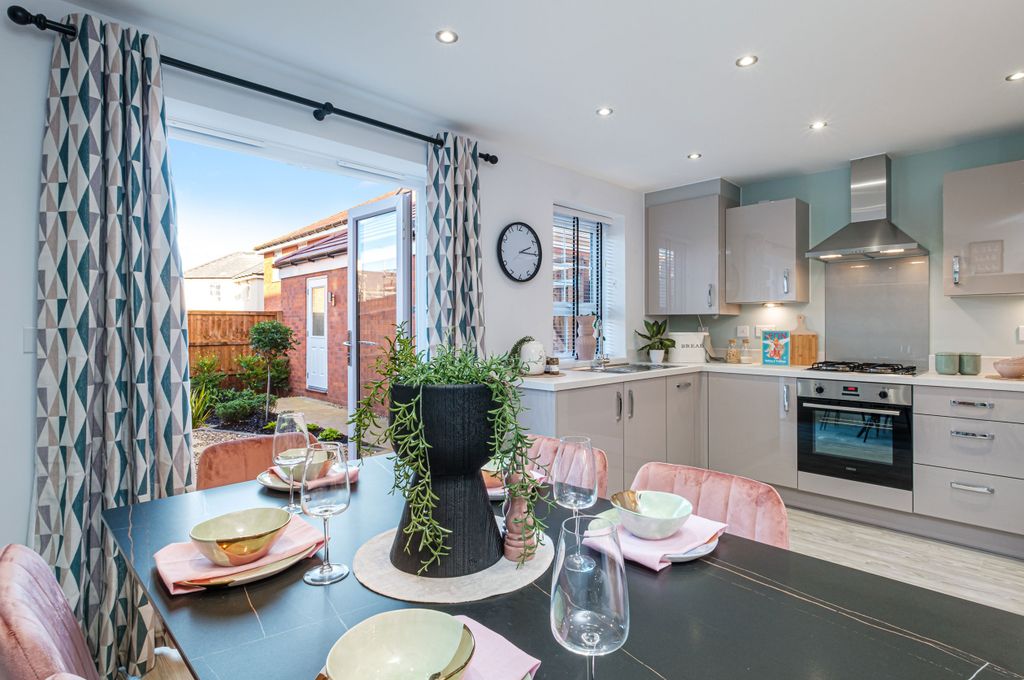Property photo 1 of 9 Interior View Of The Kitchen & Dining Space In Our Ellerton Home