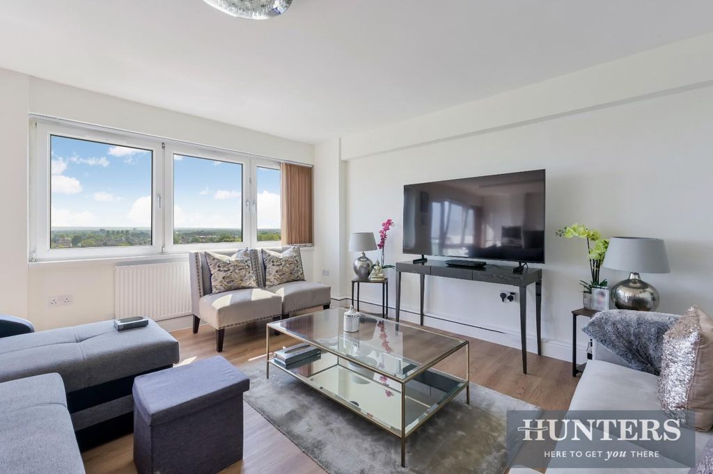 Property photo 2 of 8 Westbourne House-7.Jpg