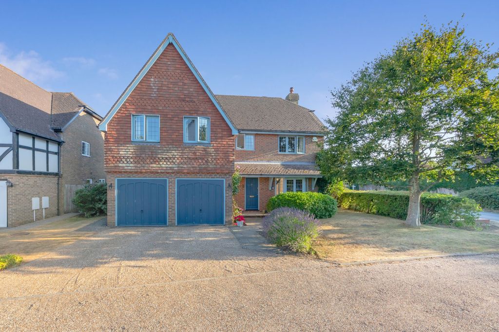 Property photo 1 of 34