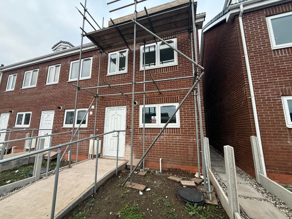 Property photo 1 of 16 Image