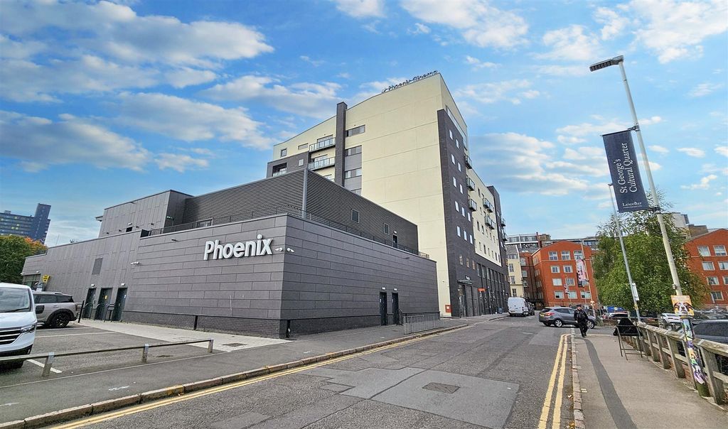 Property photo 1 of 13 1000068950.Jpg