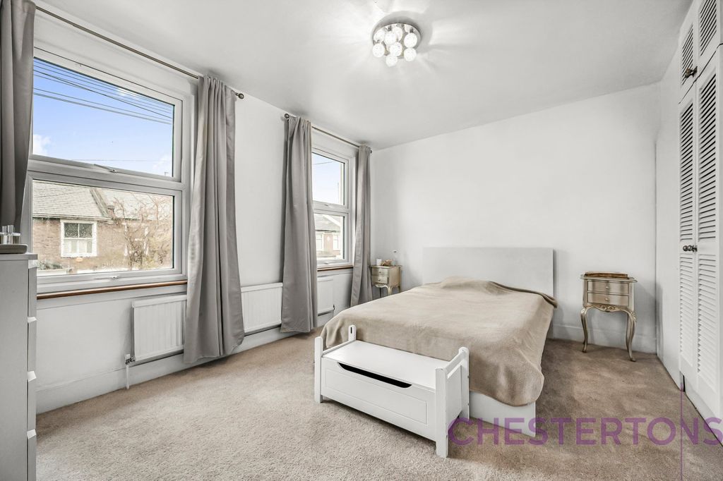 Property photo 3 of 15