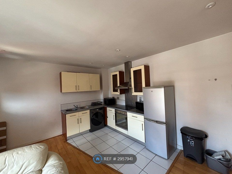 Property photo 3 of 5