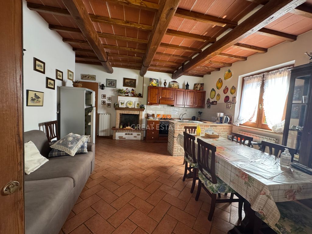 Property photo 2 of 34 Interiors