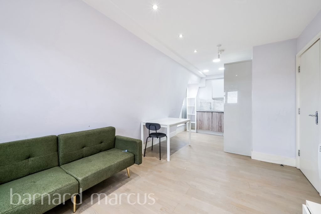 Property photo 2 of 7 Image