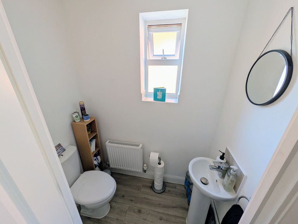 Property photo 3 of 24