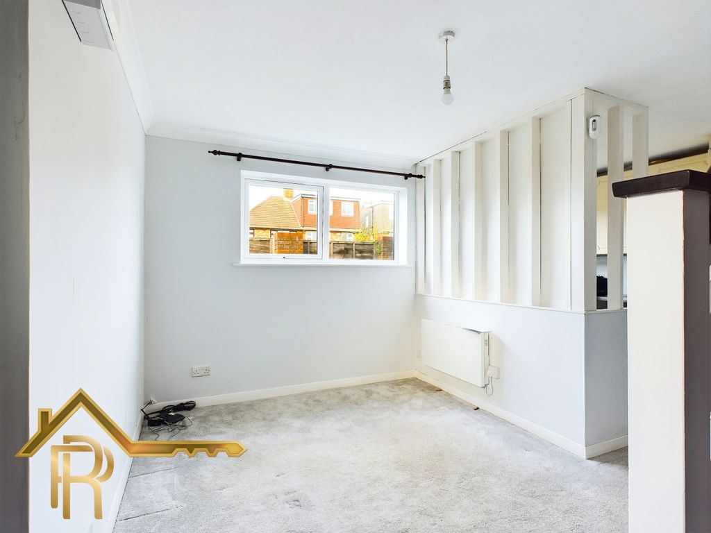 Property photo 2 of 7 Cam03016G0-Pr0028-Still001