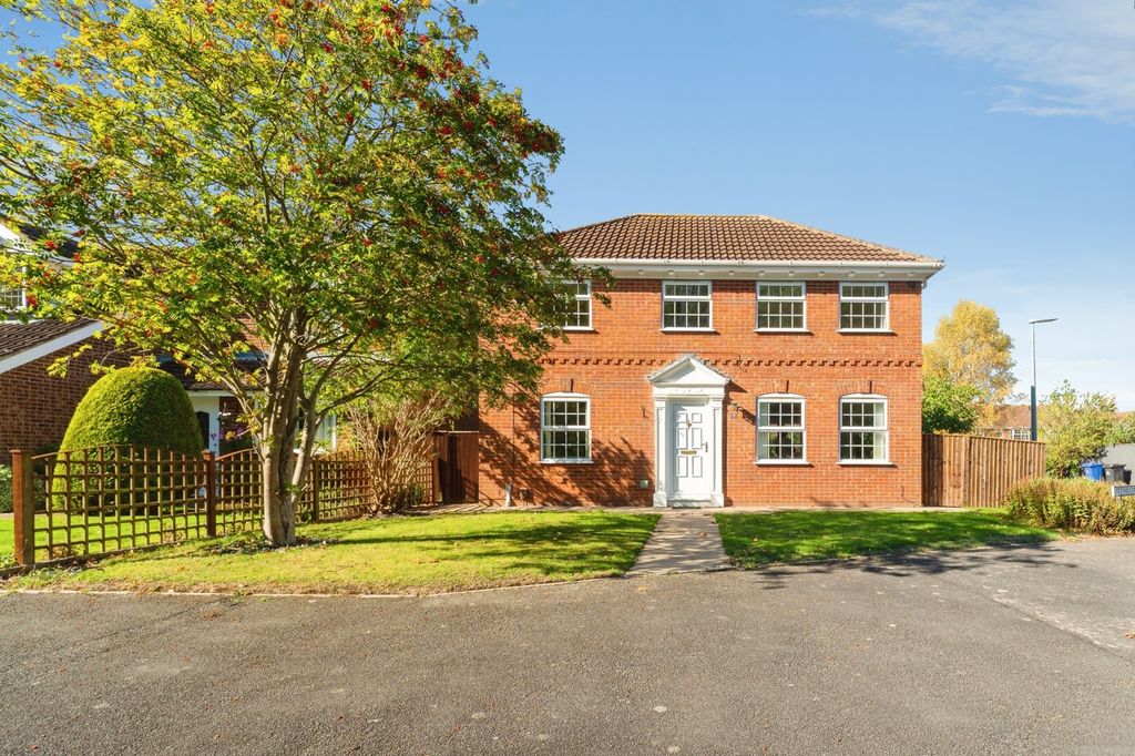 Property photo 1 of 31 Pbox-Img.Jpg