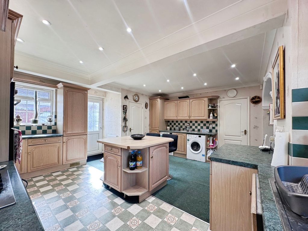 Property photo 2 of 20 Pbox-Img.Jpg