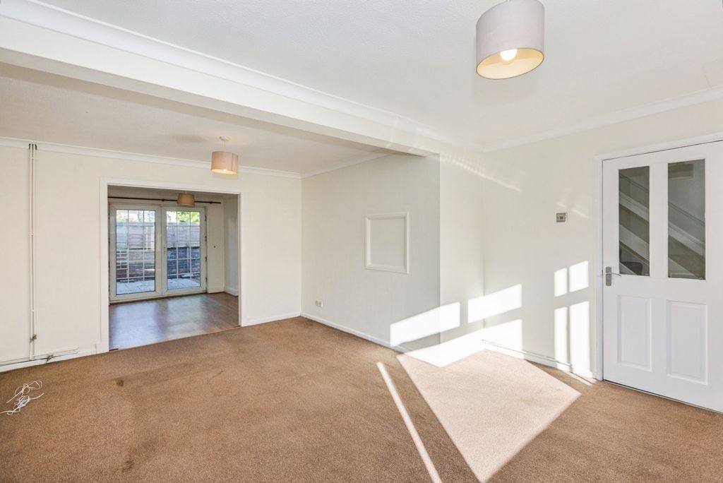 Property photo 3 of 23 Photo