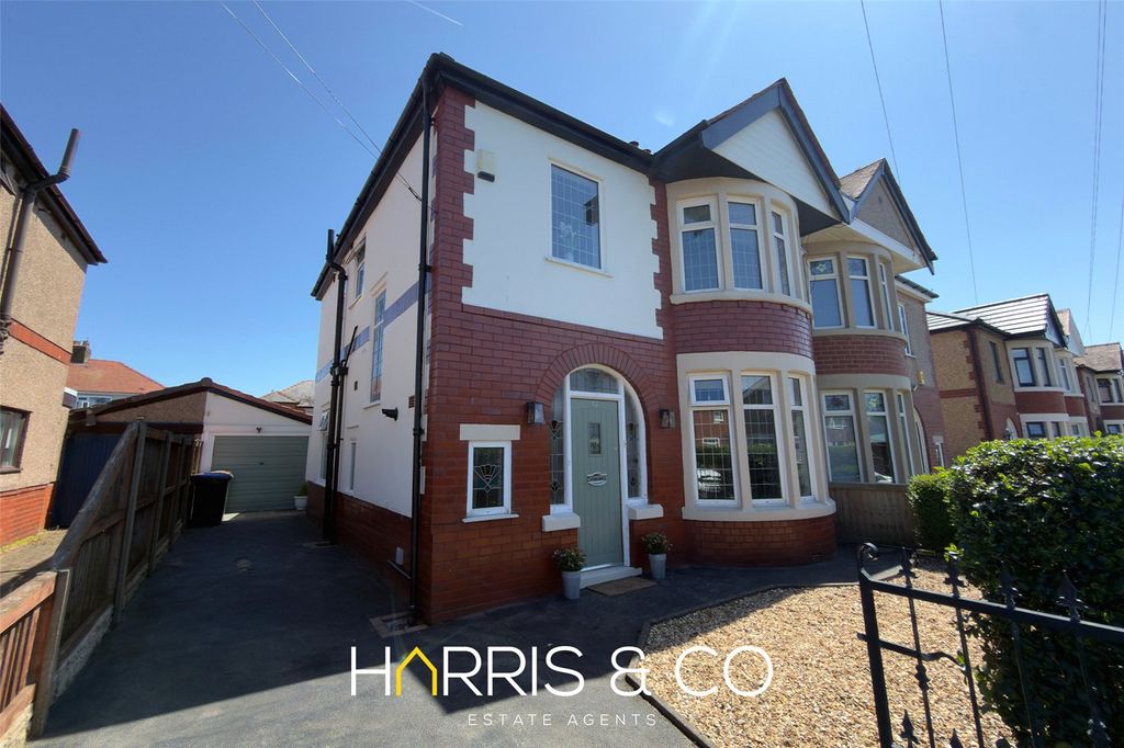 Property photo 1 of 12 Picture No. 10