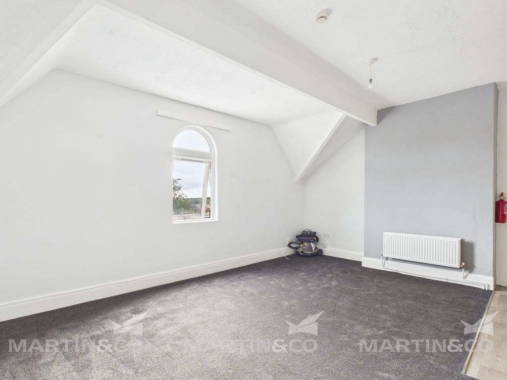 Property photo 1 of 4 Cam02406G0-Pr0675-Still001