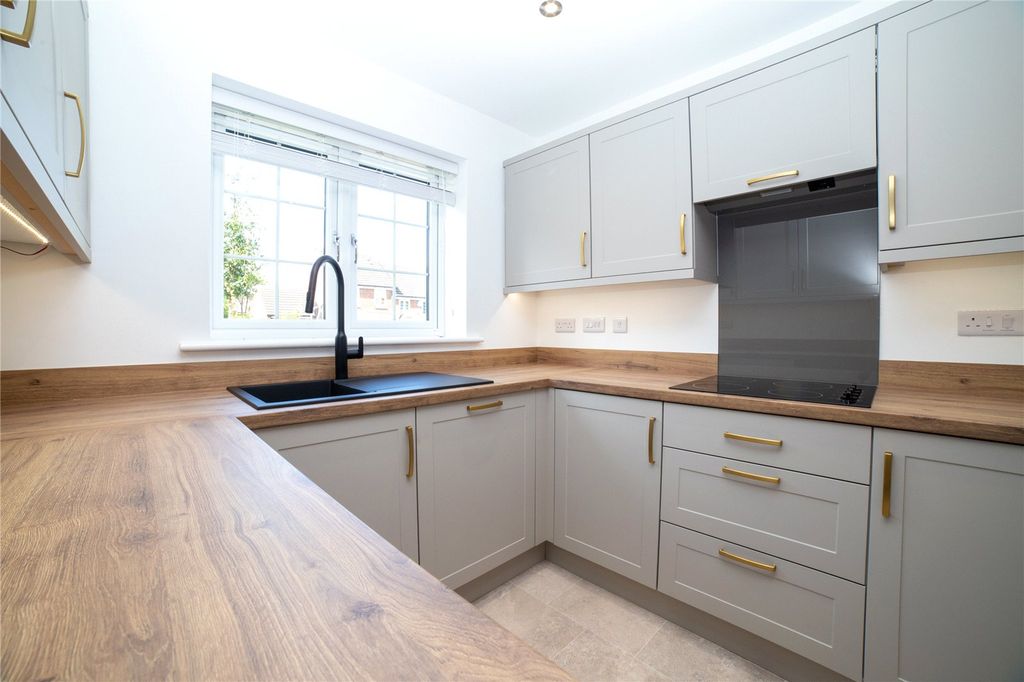 Property photo 3 of 13 Picture No. 20