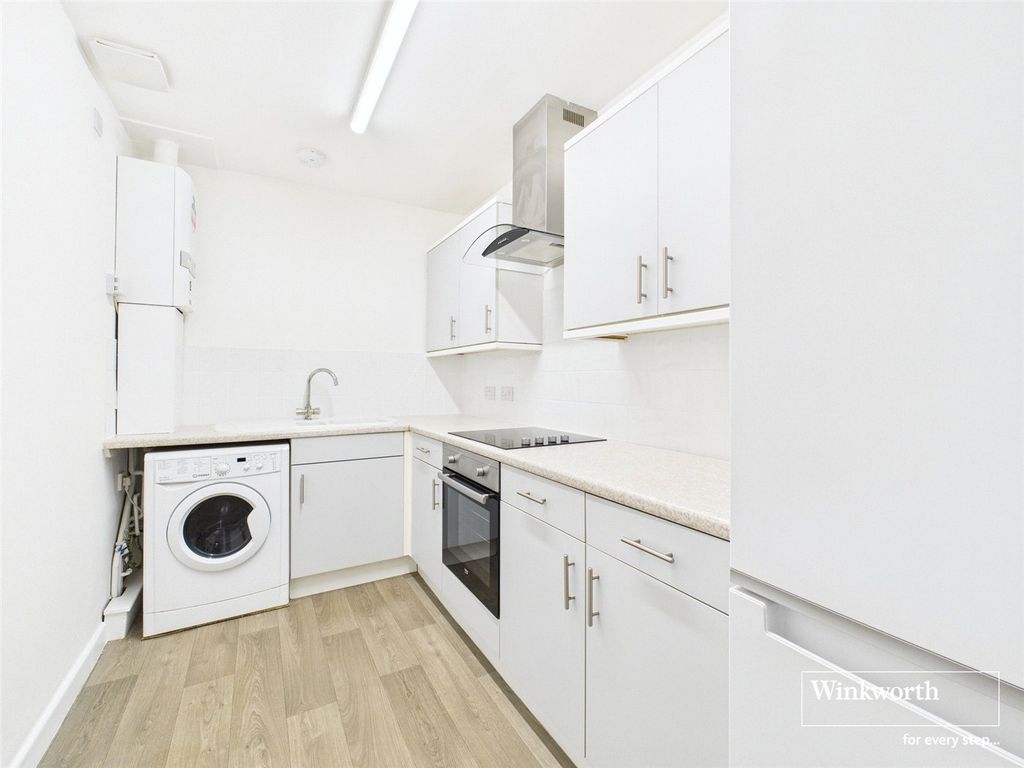 Property photo 3 of 7 Picture No. 18