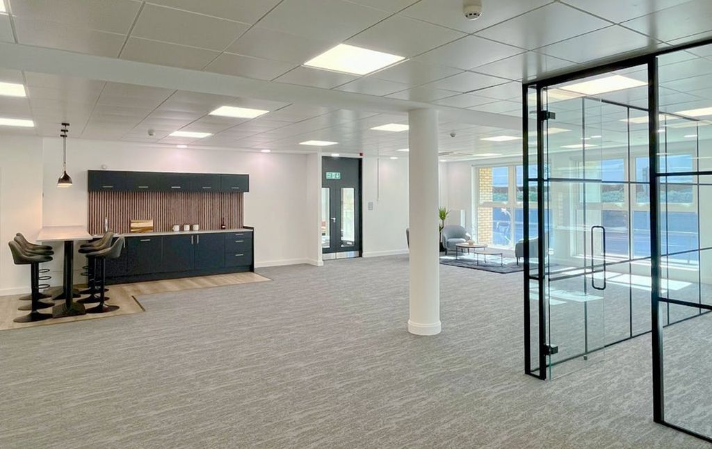 Property photo 2 of 11 Office To Rent_Altrincham_3.Png