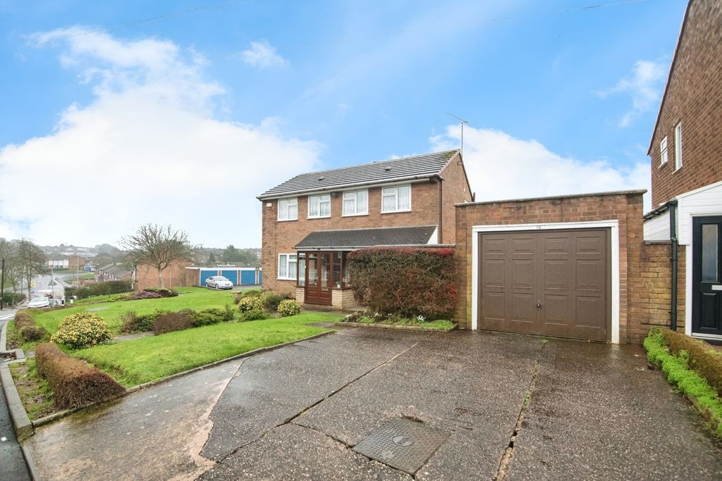 Property photo 2 of 16 Pbox-Img.Jpg