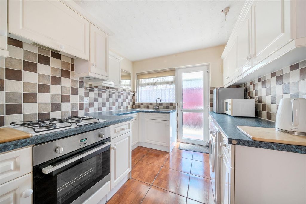 Property photo 2 of 13 Kitchen