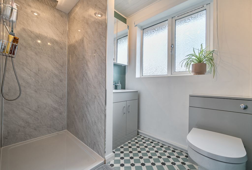 Property photo 3 of 14 Picture 3