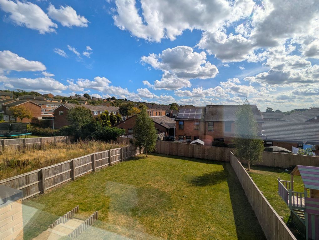 Property photo 2 of 21 Photograph 13