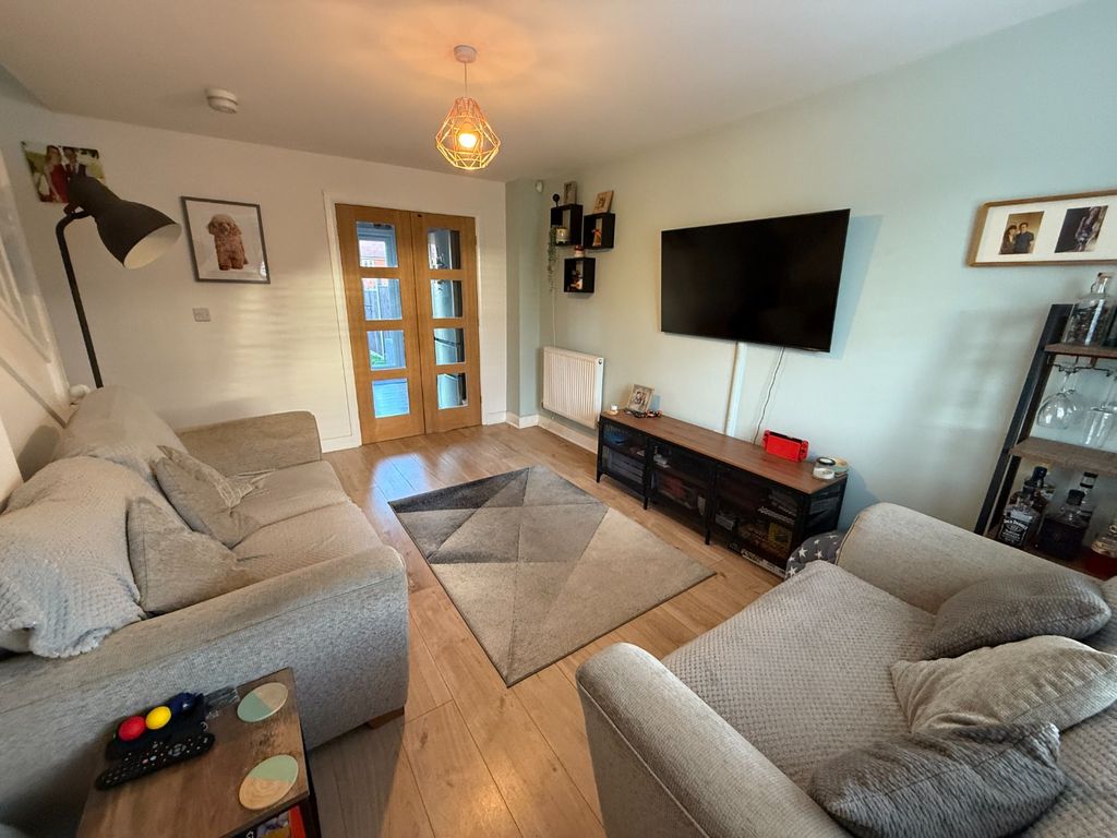 Property photo 3 of 14 4732646