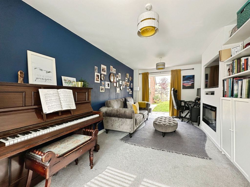Property photo 3 of 21