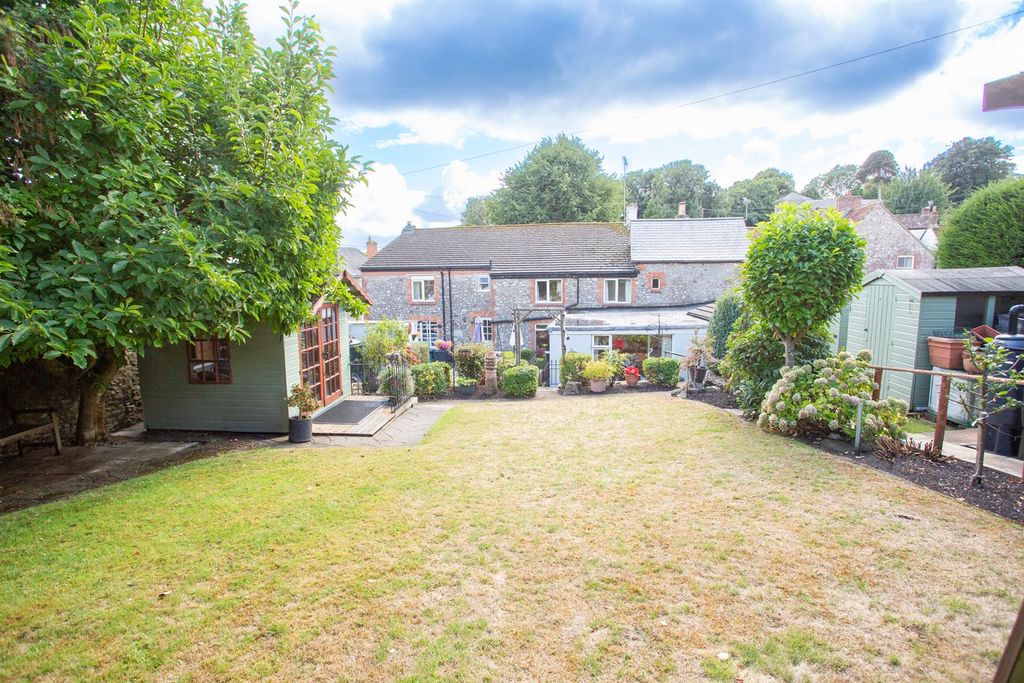 Property photo 2 of 33 Derb7280.Jpg