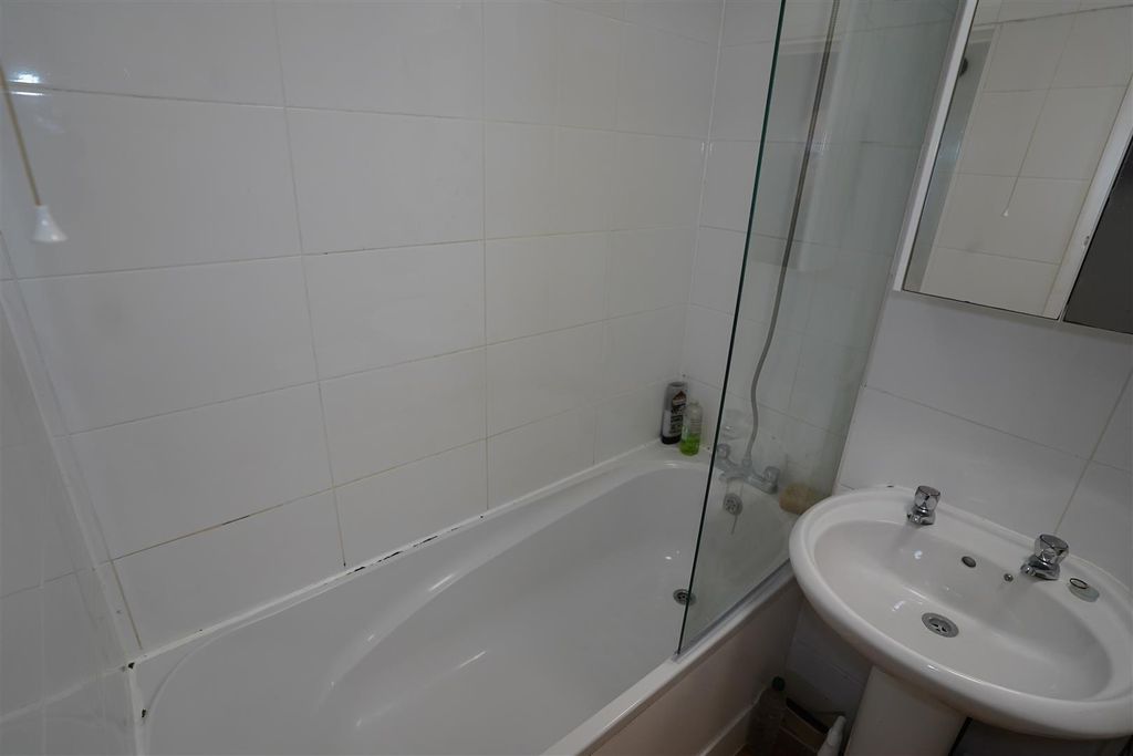 Property photo 3 of 5 Dsc00182.Jpg