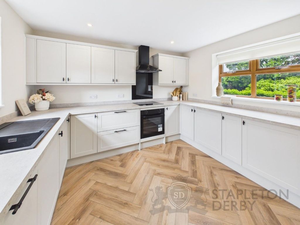 Property photo 3 of 10 9Ye_409Dj0Sclmkl5Kri-G.Jpg