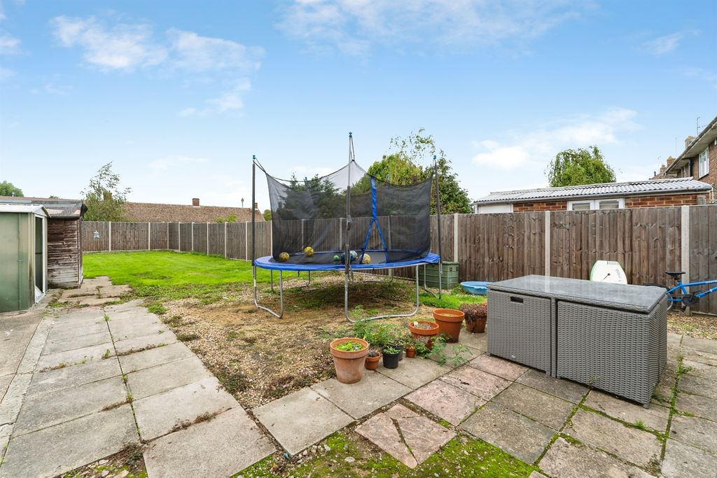 Property photo 3 of 20