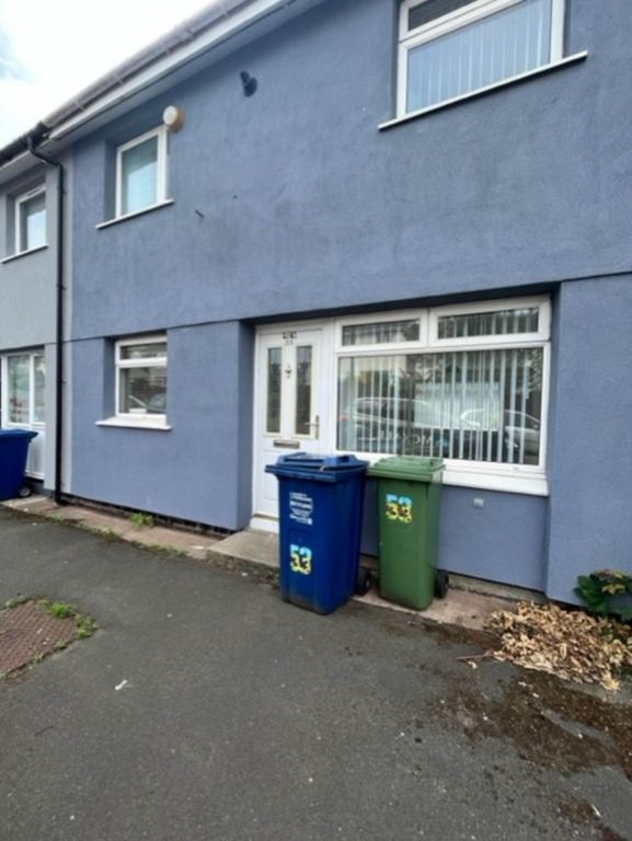 Property photo 1 of 4