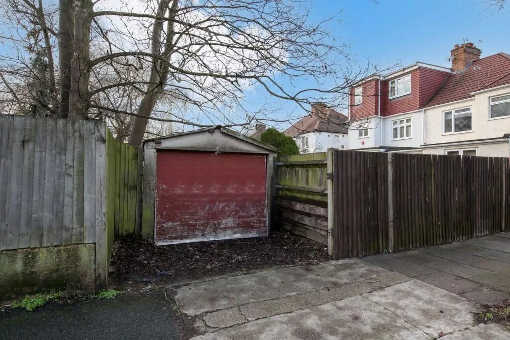Property photo 3 of 8