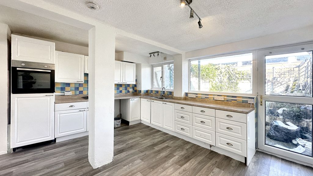 Property photo 2 of 13 Img_3665.Jpeg