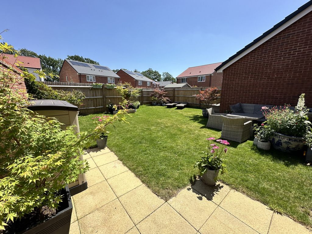 Property photo 2 of 18