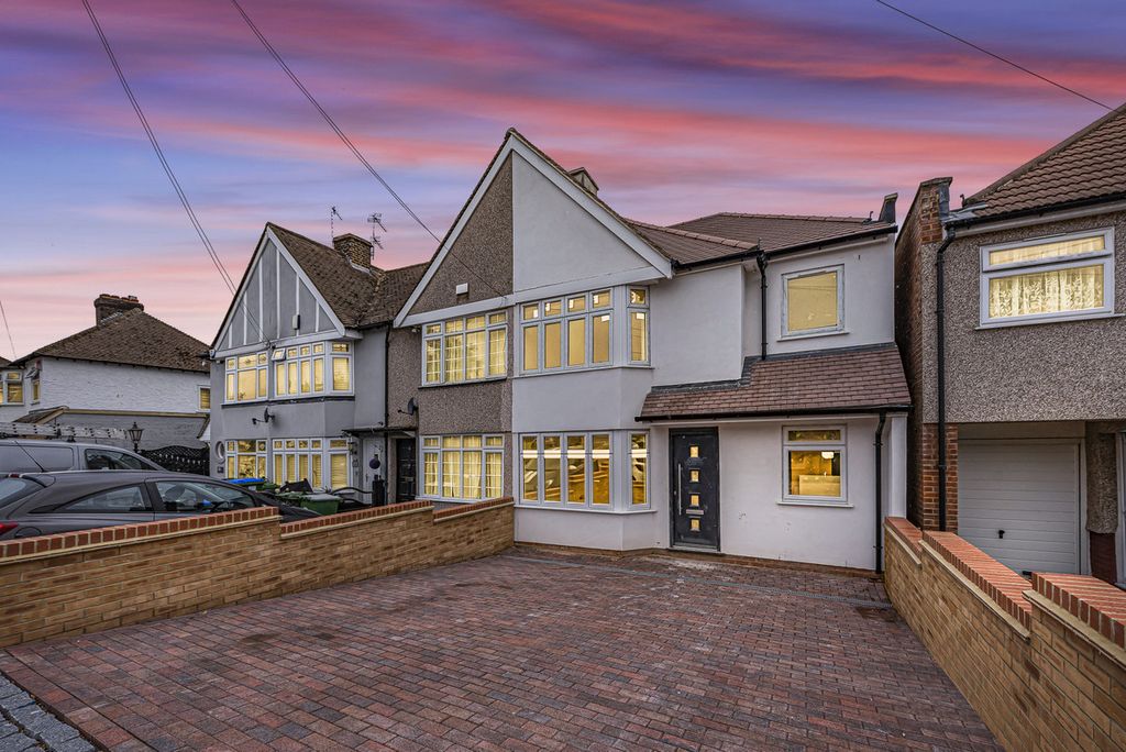 Property photo 1 of 20