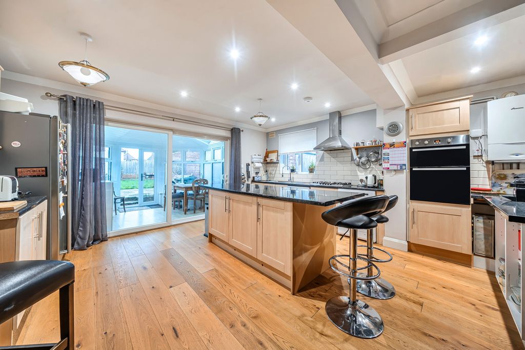 Property photo 2 of 19 Reception