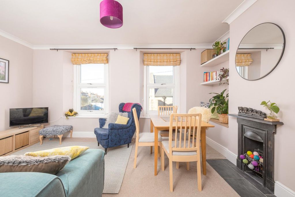 Property photo 3 of 16 CD7A9480.Jpg