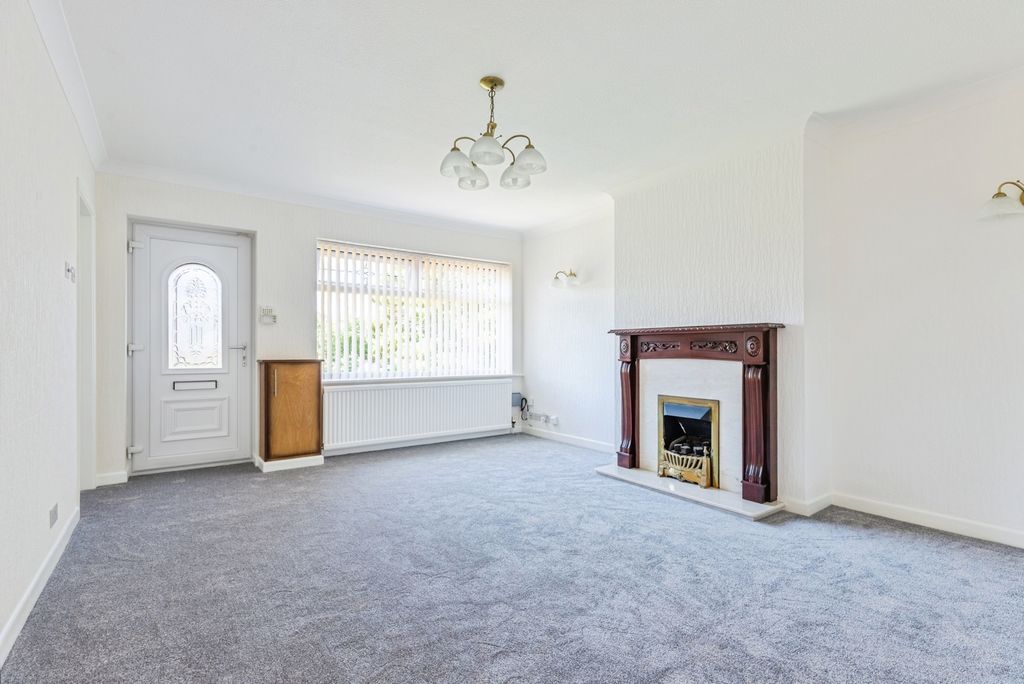 Property photo 2 of 12 Pbox-Img.Jpg