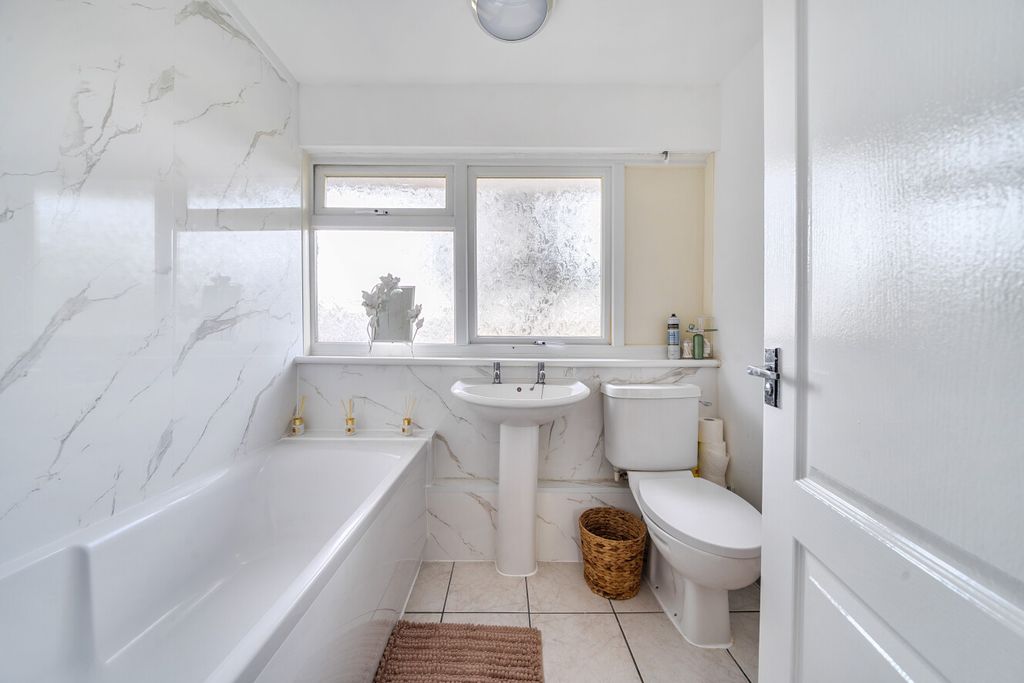Property photo 3 of 20 1524674-6-6Abbac0...