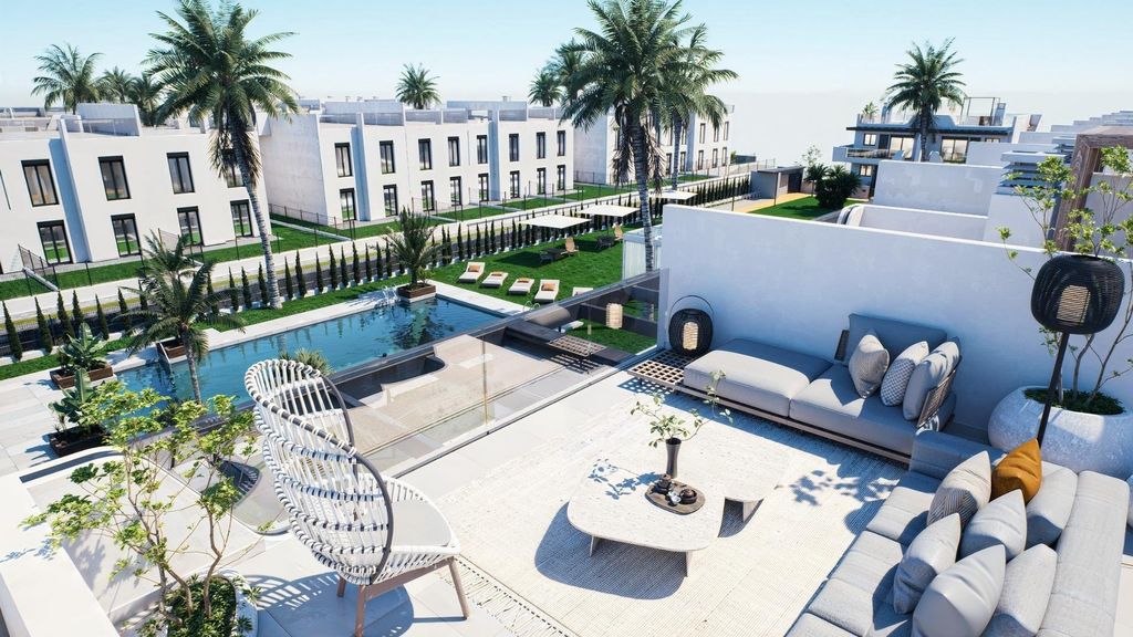 Property photo 2 of 45