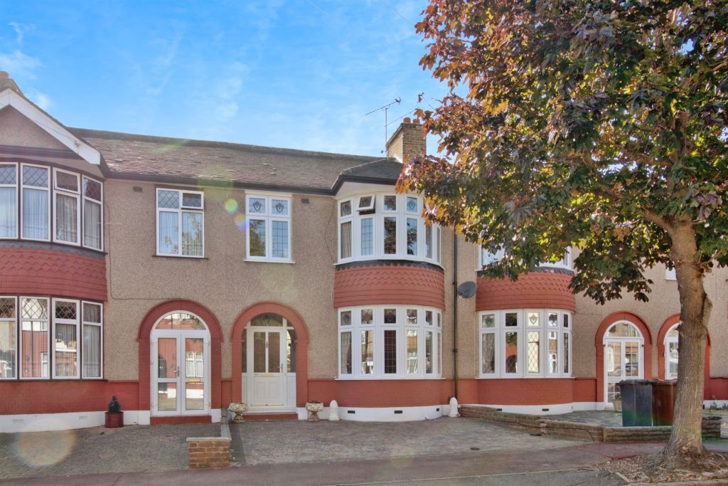 Property photo 1 of 17