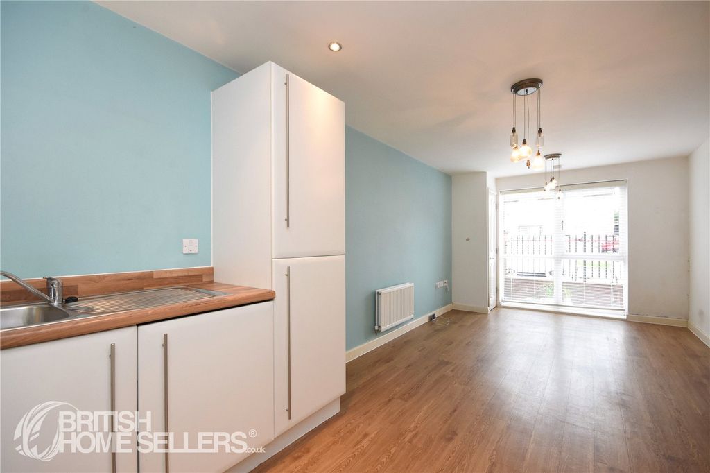 Property photo 2 of 13 Picture No. 02