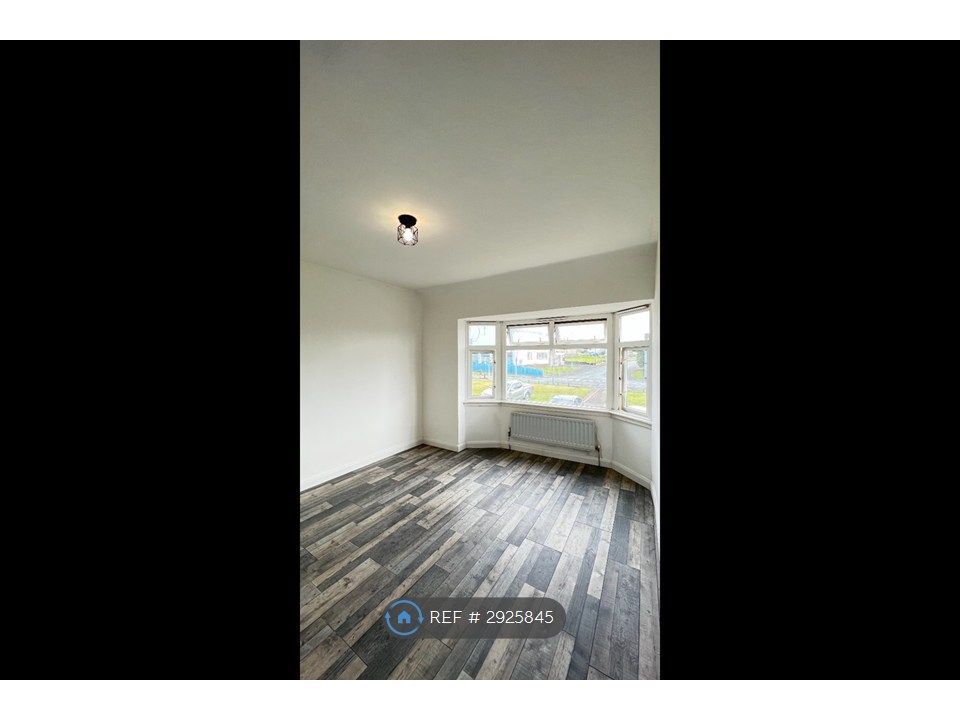 Property photo 2 of 10 Bedroom 1 - Double (With Fitted Wardrobes)